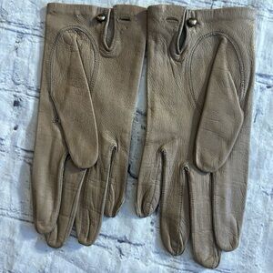 REAL KID WASHABLE TAUPE LEATHER WOMEN’S VINTAGE GLOVES SIZE 7.5